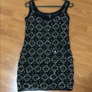 ✨ 🎄 Holiday BLACK EMBELLISHED DRESS ✨